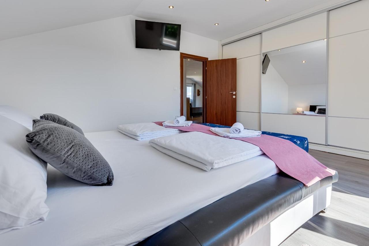Apartman View Preko Exterior photo