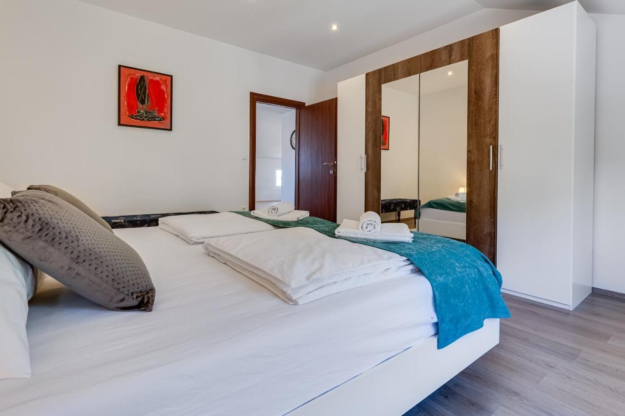 Apartman View Preko Exterior photo